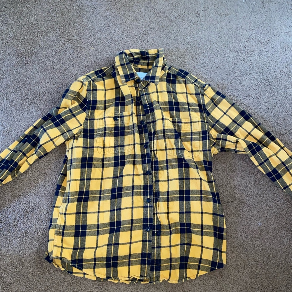 American Eagle yellow checkered Flannel Size L Excellent condition